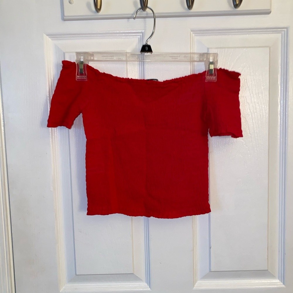 Red Off the Shoulder Crop Top, Size M